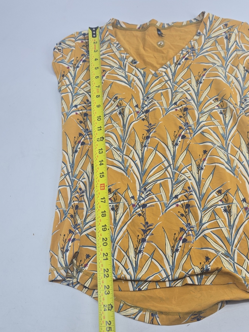 NEW Kuhl Women's Kandide Short Sleeve Shirt Overcast Print S - Picture 5 of 8